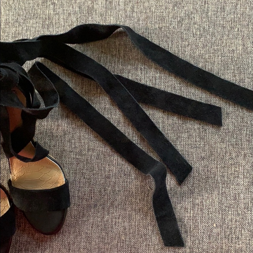 Suede strap sandals - Picture 8 of 10